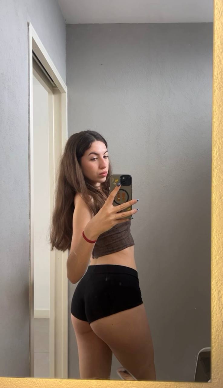 Amber in her underwear in Tustla Gutierrez