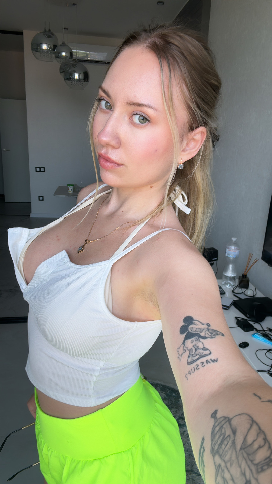 KateV in her underwear in Tustla Gutierrez