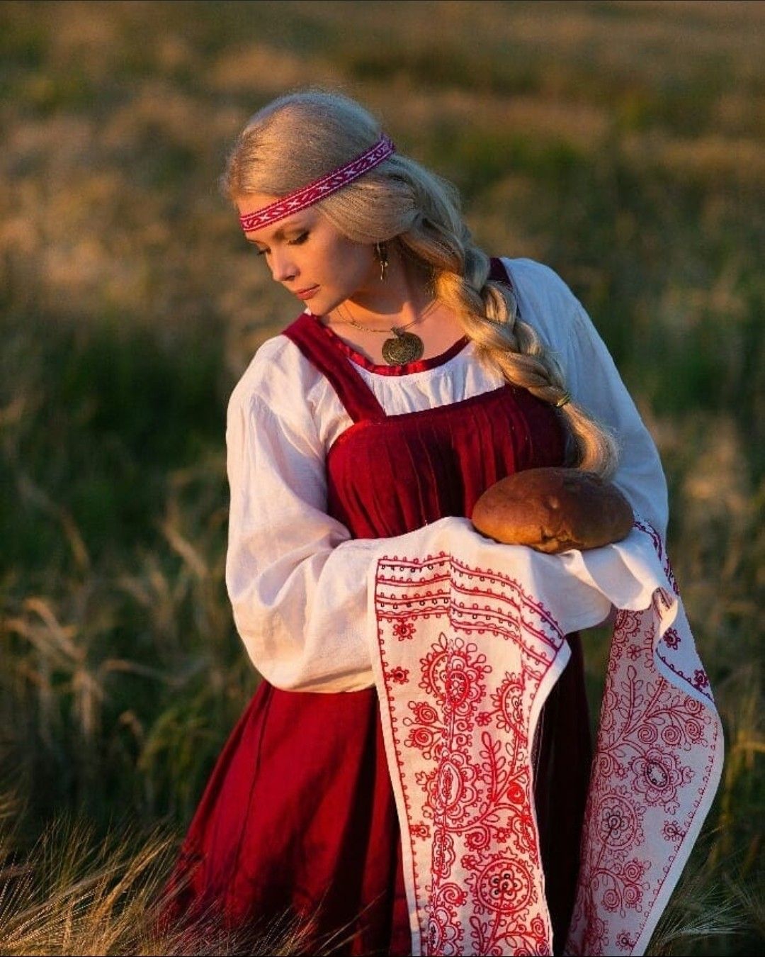 Girls in Slavic costumes in Tustla Gutierrez