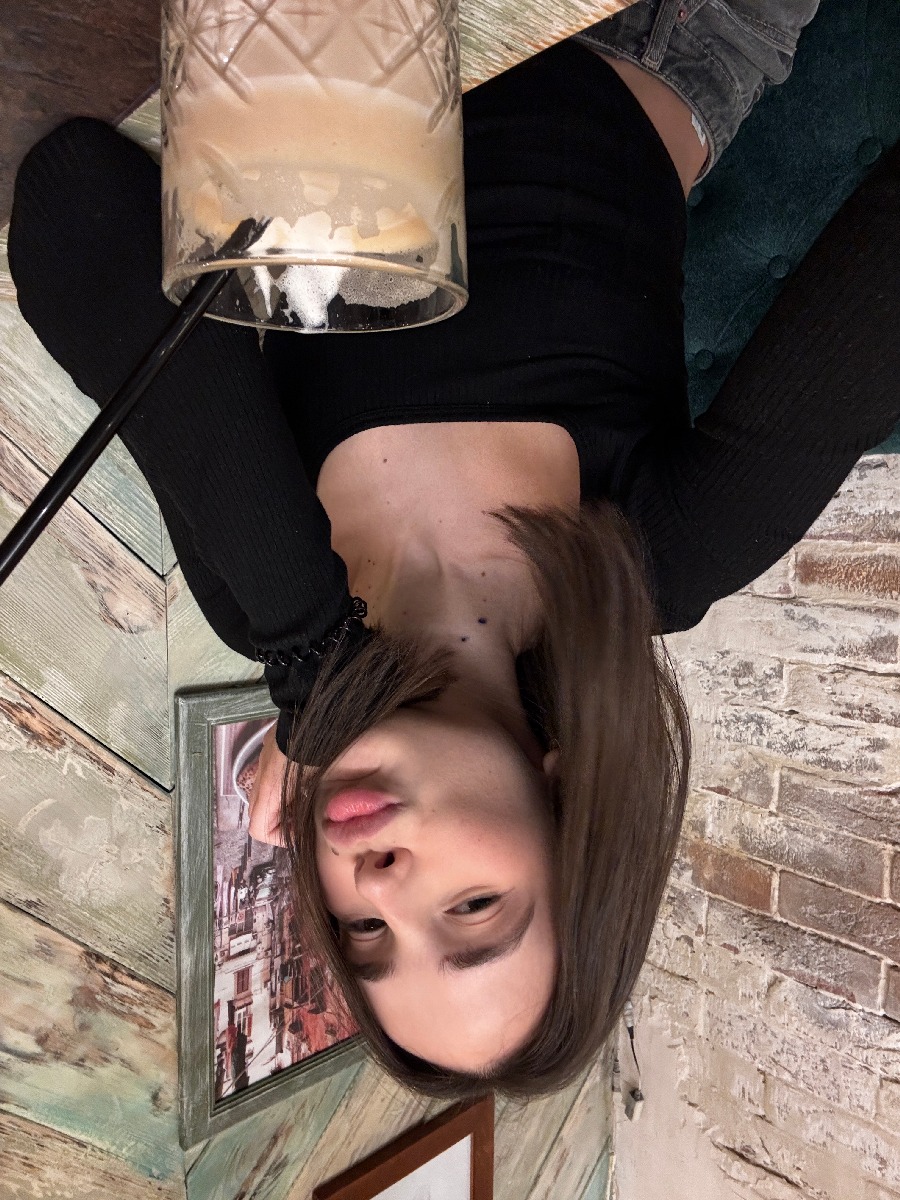 Fresh photos, fresh mood — Tina online in Tustla Gutierrez